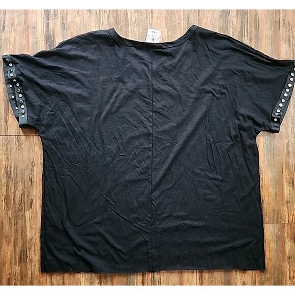 Vocal Womens Size 3 XL Black Tshirt With Metal Stud Skull Design - Picture 4 of 5